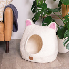 Accented Ears Wool Cat Cave