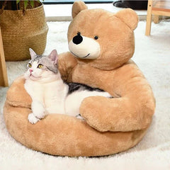 Cuddly Winter Bear Hug Bed