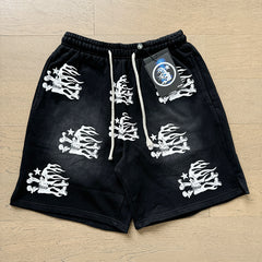 2024 summer new washed and worn casual shorts, flame printed trendy brand Hell Star men's five quarter pants (28)