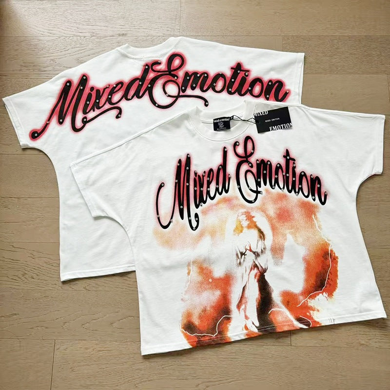MIXED EMOTION Vintage Rhinestone Script Angel Graphic T-Shirt (White / Red)
