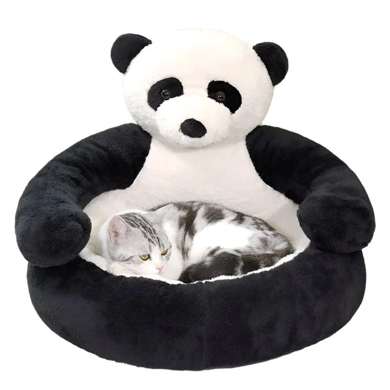 Cuddly Winter Bear Hug Bed