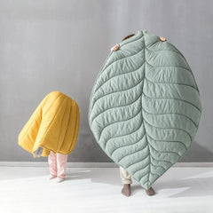 Leaf Shape Pad and Blanket
