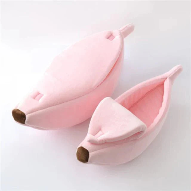 Warm Banana Shaped Portable Cat Bed