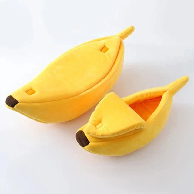 Warm Banana Shaped Portable Cat Bed